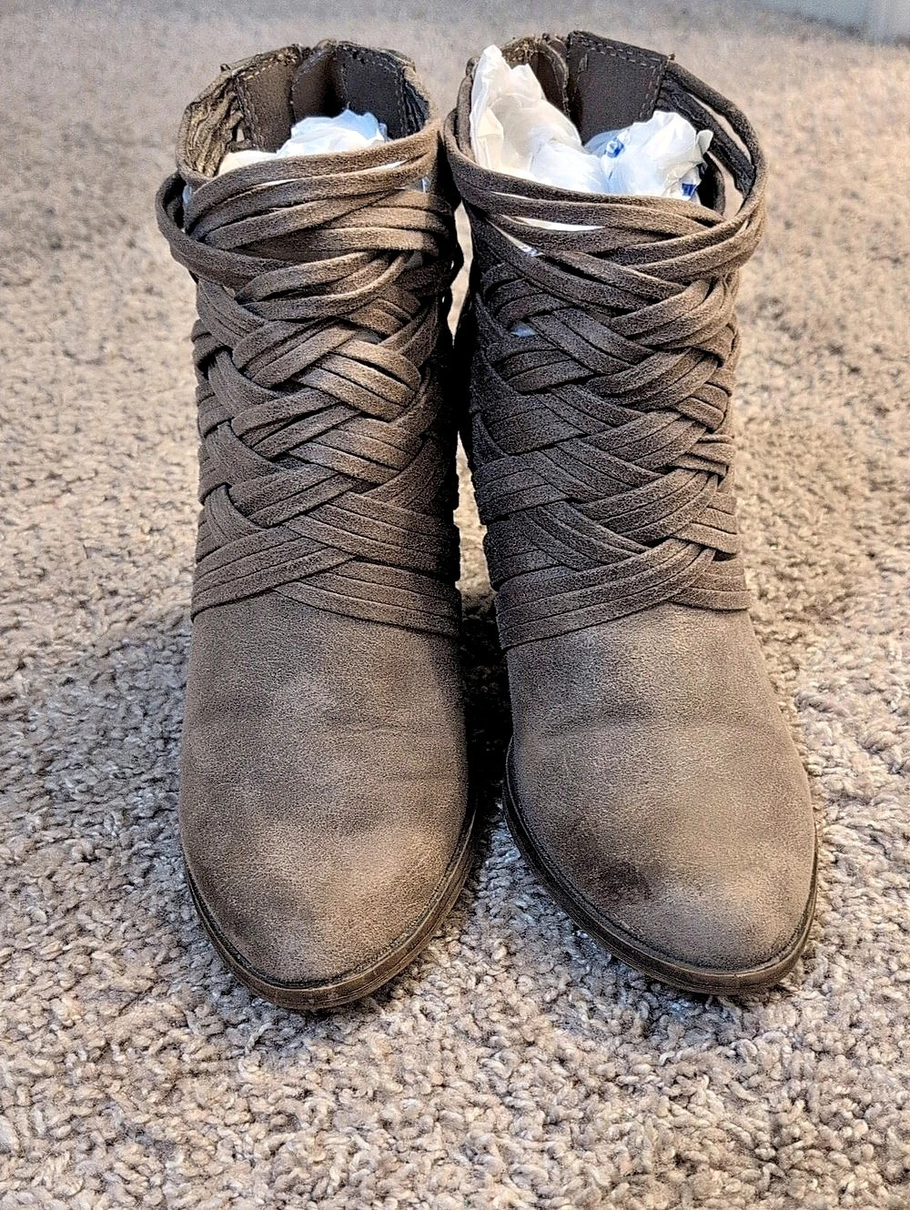 Fergalicious Whisper Ankle Booties US 7.5M